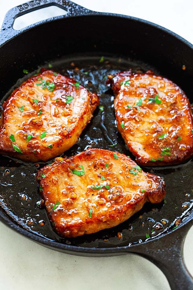 https://union.ces.ncsu.edu/wp-content/uploads/2021/03/honey-garlic-pork-chops.jpg